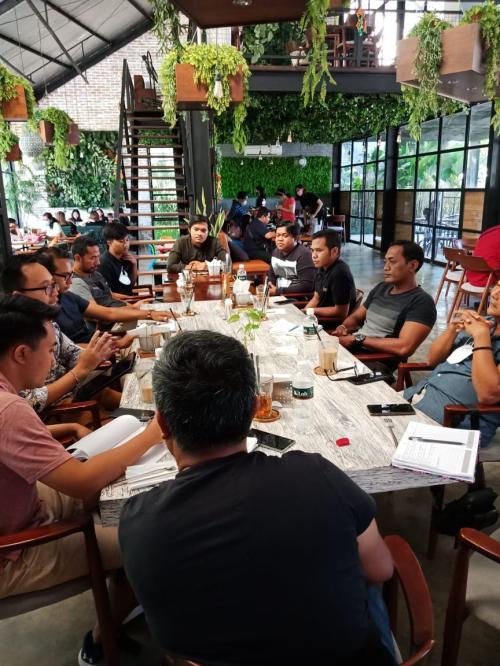 Acara Meeting Divisi Emporio Architect