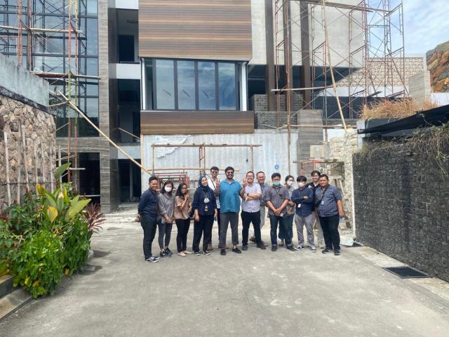 Kunjungan Tim Emporio Architect ke Project Bapak Reza