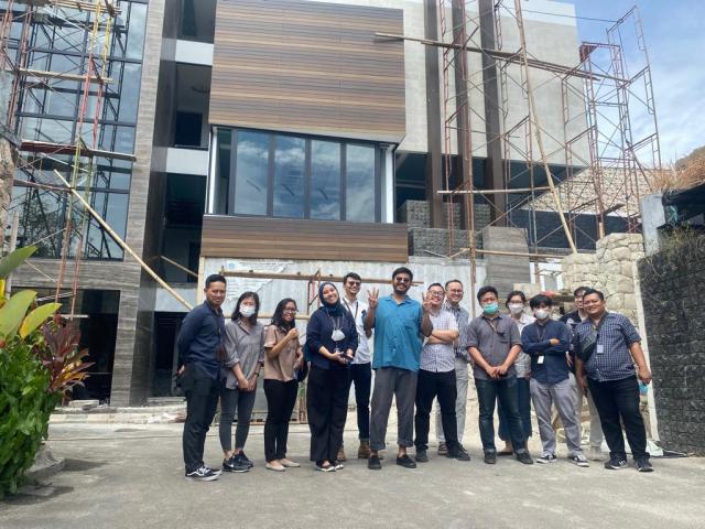 Kunjungan Tim Emporio Architect ke Project Bapak Reza