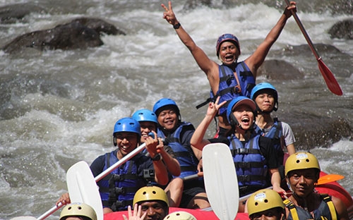 Tim Emporio Architect Bali Rafting di Ayung Dewata Rafting