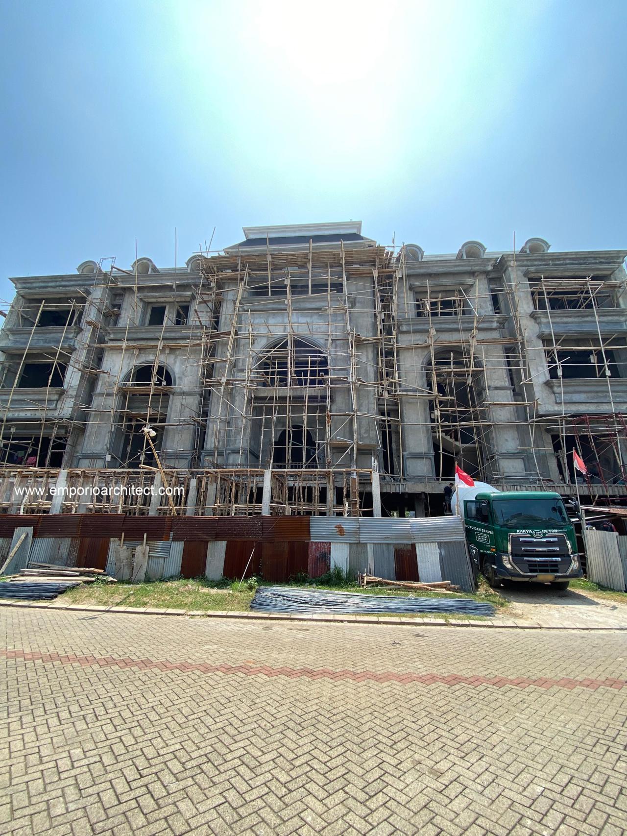 Progress Pembangunan Rumah Klasik di PIK, Jakarta Utara