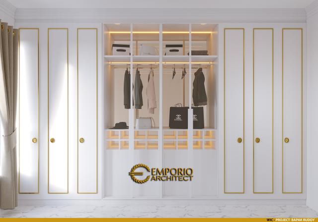 Desain Walk In Closet Rumah Classic 2 Lantai Bapak Ruddy di Jakarta Utara