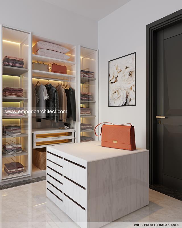 Desain Walk In Closet Rumah Klasik 2 Lantai Bapak ADN di Jakarta Timur