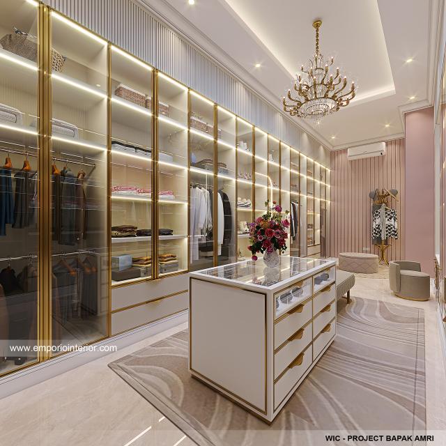 Desain Walk In Closet Rumah Klasik 2 Lantai Bapak AR di Batam