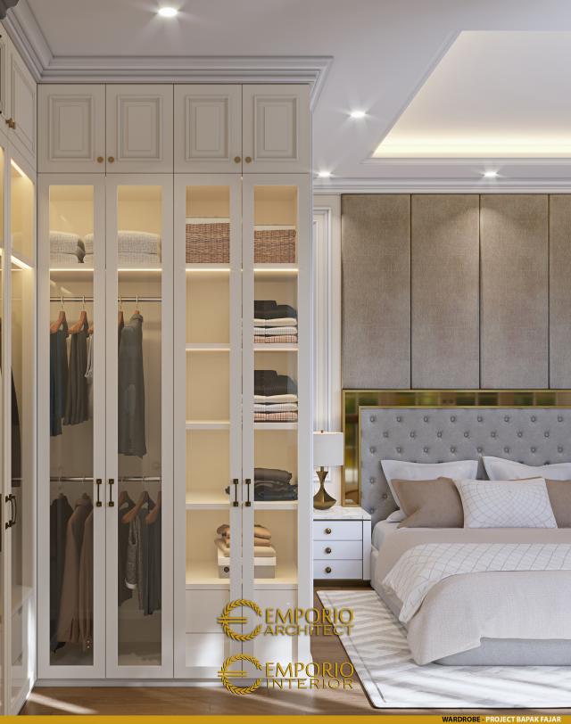 Desain Wardrobe Rumah Klasik 3 Lantai Bapak FJR di Tangerang