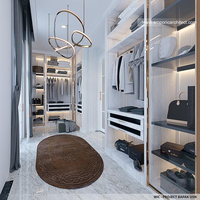 Desain Walk In Closet Rumah Klasik 3 Lantai Bapak USN di Makassar