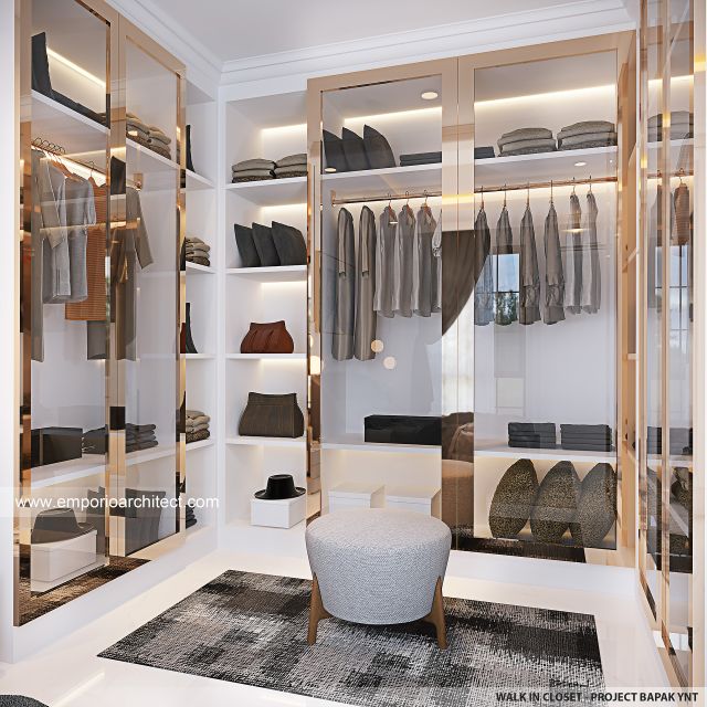 Desain Walk In Closet Rumah Mediteran 4 Lantai Bapak YNT di Jakarta Barat