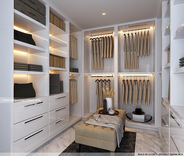 Desain Walk In Closet Rumah Klasik Mediteran 2 Lantai Bapak MTS di Jakarta