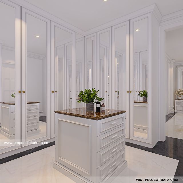 Desain Walk In Closet Rumah Klasik Modern 2 Lantai Bapak HDI di Sukabumi, Jawa Barat