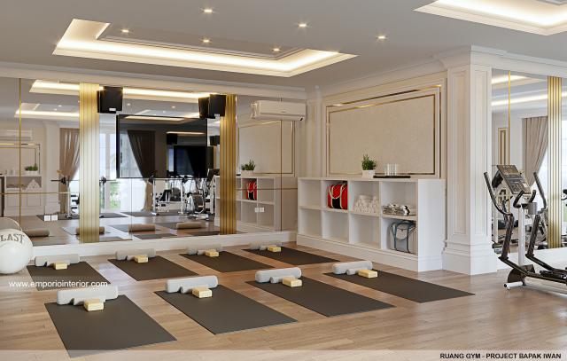 Desain Ruang Gym Rumah Klasik Modern 2.5 Lantai Bapak IWN di Jambi