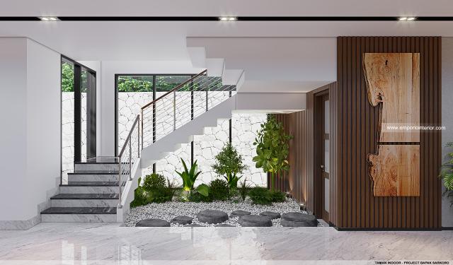 Desain Area Tangga dan Taman Indoor Rumah Modern 2 Lantai Bapak SKR di Badung, Bali