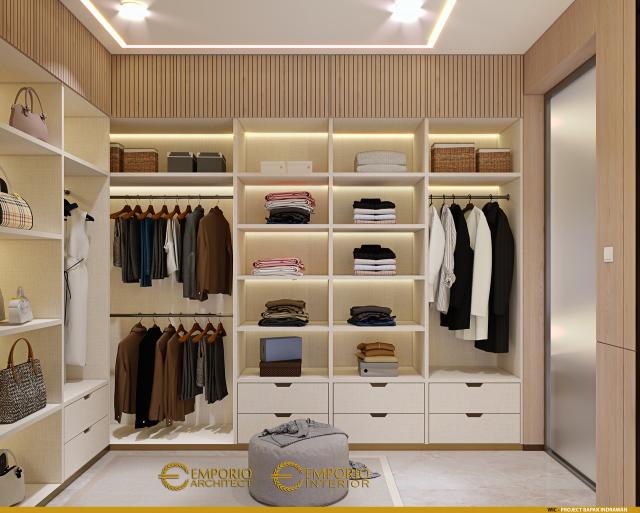 Desain Walk In Closet Rumah Modern 2 Lantai Bapak IDW di Bandung, Jawa Barat