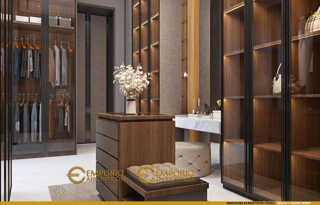 Desain Wardrobe Kamar Tidur Utama Rumah Modern 2 Lantai Bapak Erwin di Makassar