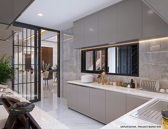 Desain Dapur Kotor Rumah Modern 2.5 Lantai Bapak RVD di Bandar Lampung