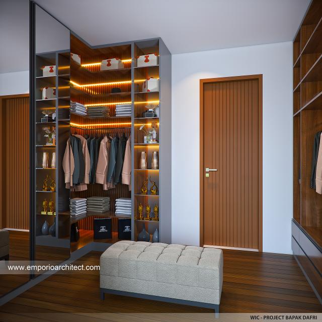 Desain Walk In Closet Rumah Modern 2.5 Lantai Bapak Dafri di Jakarta