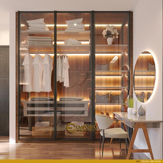 Desain Walk In Closet Rumah Modern 2.5 Lantai Ibu Tutus di Malang, Jawa Timur