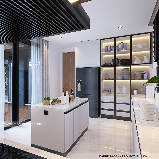 Desain Dapur Basah Rumah Modern 3 Lantai Ibu LDN di Cirebon, Jawa Barat