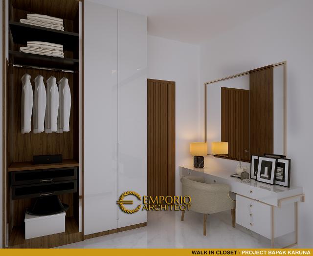 Desain Walk In Closet Rumah Modern 3 Lantai Mr. K di Jakarta