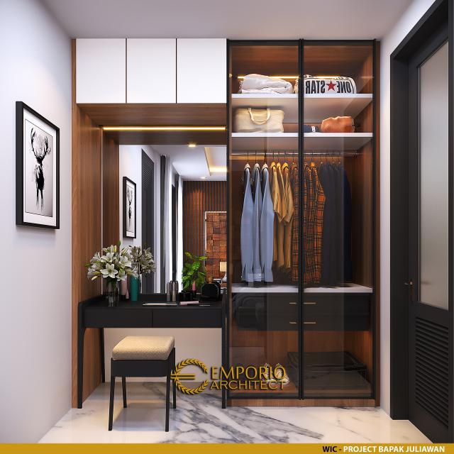 Desain Walk In Closet Rumah Modern 3 Lantai Bapak Juliawan di Kendari, Sulawesi Tenggara