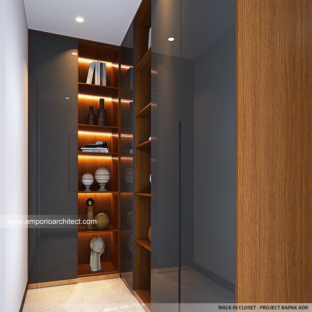 Desain Walk In Closet Rumah Modern 4 Lantai Bapak ADR di Gading Serpong, Tangerang