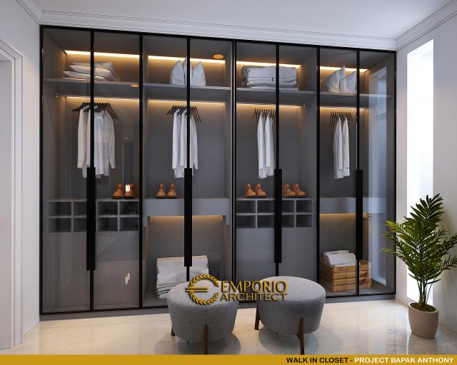 Desain Walk In Closet Rumah Modern Classic 2 Lantai Bapak Anthony di Jakarta Barat